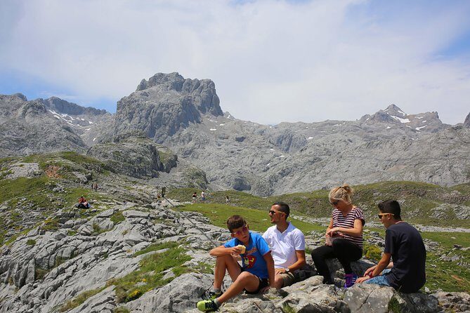 Full Day Private 4WD Tour from Santander to Picos de Europa. Excellent meals. - Final Thoughts