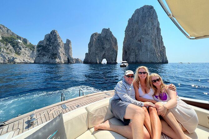 Full Day Private Boat Tour to Capri from Sorrento Coast - What the Reviews Say
