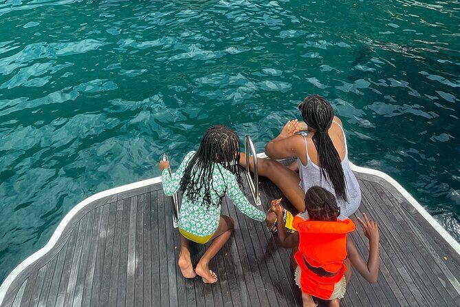 Full day private boat tour to the Island of Capri - FAQ