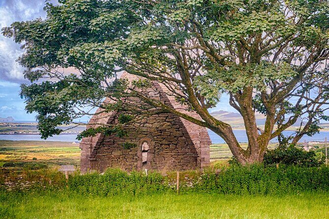 Full Day Private Cultural Tour in Dingle Peninsula - Slea Head Drive: One of the World’s Most Picturesque Routes