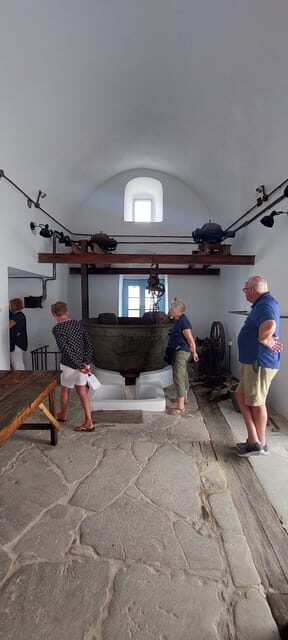 Full-Day Private food tour in Naxos local Villages - Who Should Consider This Tour?