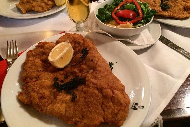 Full day PRIVATE GUIDED VIENNA tour from Budapest with lunch and drinks - Real Experiences and Honest Opinions