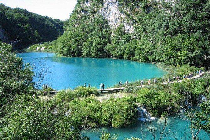 Full-Day Private Plitvice Lakes National Park roundtrip transfer from Split - Key Points