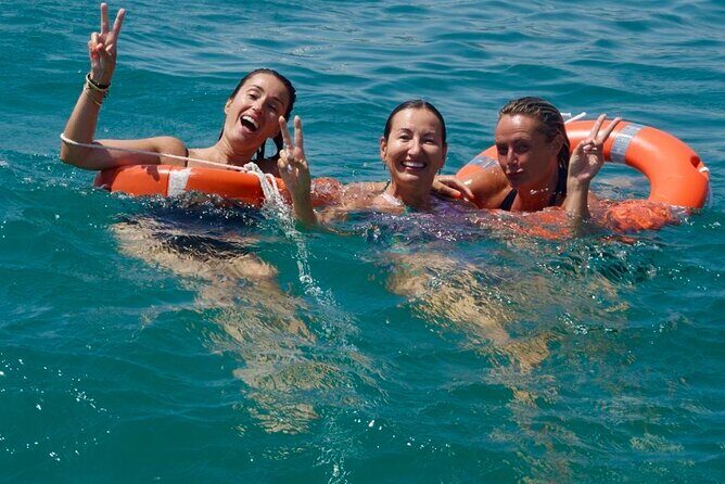 Full Day Private Sailboat Tour from Sitges - The Experience in Practice