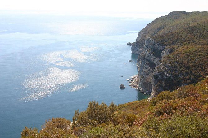 Full Day Private Tour - Arrábida Beaches and Azeitão Wine Region - The Real Traveler Experience