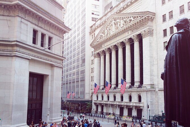 Full Day Private Tour in New York from New York hotels - Rockefeller Center and Free Time