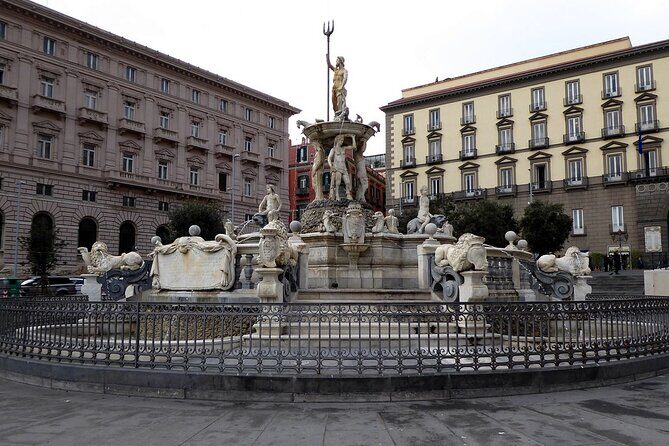 Full Day Private Tour of Pompeii and Naples from Sorrento - Who Should Consider This Tour?