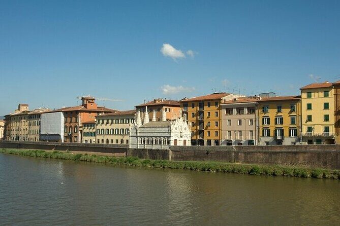 Full-Day Private Tour to Pisa and Lucca from La Spezia cruise port - Exploring the Full-Day Private Tour to Pisa and Lucca from La Spezia