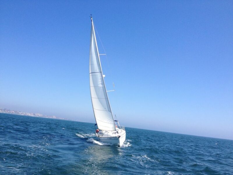 Full-Day Sailing Tour from Lisbon to Cascais Bay - Onboard Facilities and Comfort