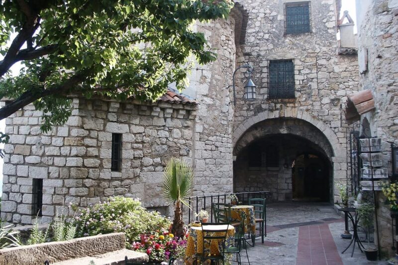 Full-Day Small Group Tour to Monaco and Eze - FAQ