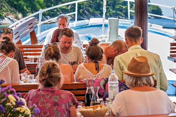 Full Day Three Islands Boat Tour with Fish Picnic from Dubrovnik - Key Points