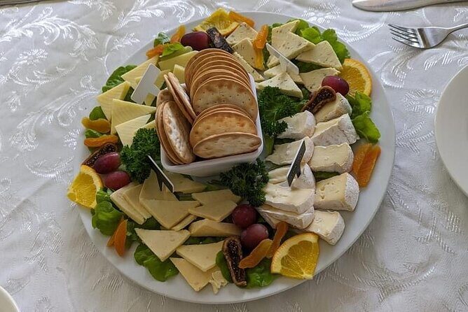 Full-day Tour at the Atherton Tablelands with Food Tasting - FAQs