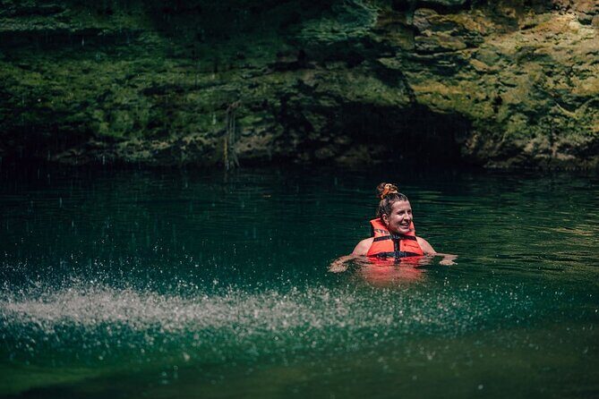 Full Day Tour Chichen Itza plus Cenotes From Valladolid - Mi Lindo Yucatan