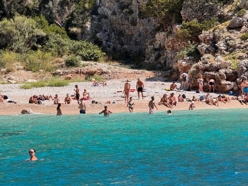 Full Day Tour to Grama Bay and Entire Marine Park - FAQ