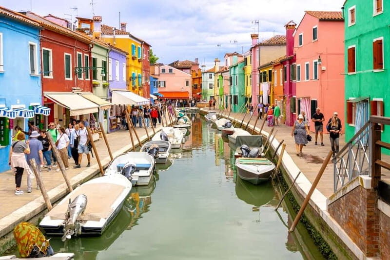 Full-day tour to Murano & Burano with Scenic Return Ride - A Detailed Look at the Tour
