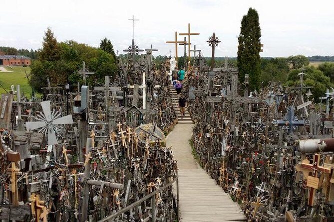 Full-Day Tour to the Hill of Crosses and Rundale Palace in Latvia from Vilnius - What Travelers Say