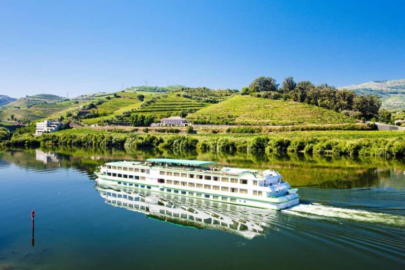 Full Day Tour - Transfer to Douro Valley from Lisbon w/stops - A Closer Look at the Journey: What to Expect from Start to Finish