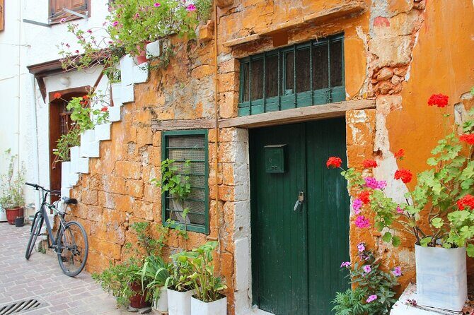 Full-Day West Crete Tour: Chania & Rethymnon Old Town and Kournas Lake - Who Will Love This Tour?