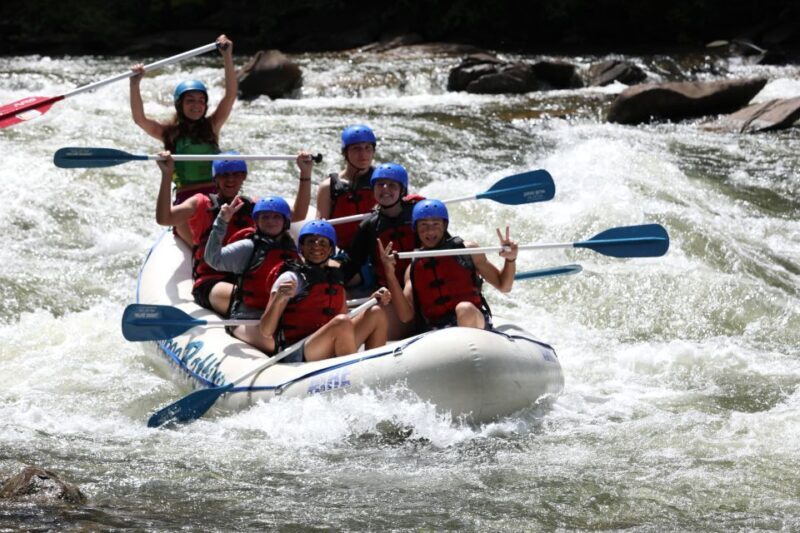 Full River Ocoee Whitewater Rafting Trip with Shore Lunch - How the Day Typically Unfolds
