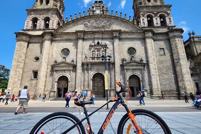 Fun Bike Tour in Guadalajara - Ready to pedal through Guadalajara? This bike adventure offers a friendly, scenic, and practical way to see the city’s highlights—just hop on and enjoy the ride.