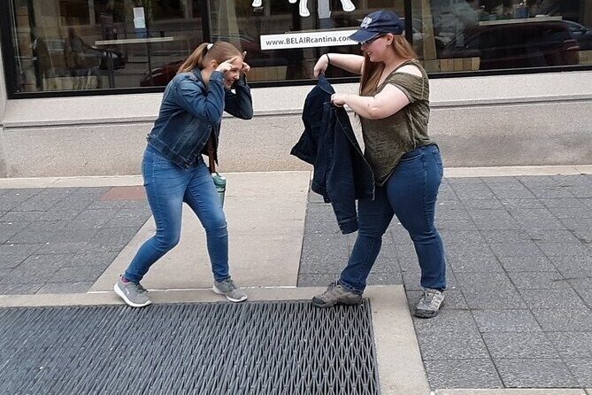 Fun City Scavenger Hunt in Charleston by Wacky Walks - What to Expect from the Play