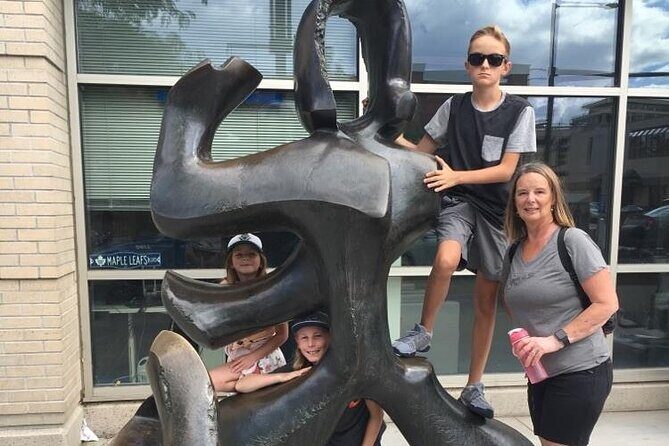 Fun City Scavenger Hunt in Chicago by 3Quest Challenge - The Challenges and Items