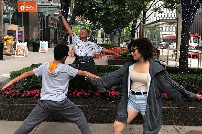 Fun City Scavenger Hunt in Chicago by 3Quest Challenge - The Pros and Cons