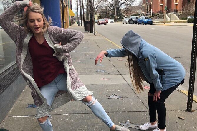 Fun City Scavenger Hunt in Gatlinburg by Crazy Dash - What is the Crazy Dash Gatlinburg Scavenger Hunt?