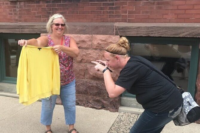 Fun City Scavenger Hunt in Hartford by Wacky Walks - Who Will Enjoy This?