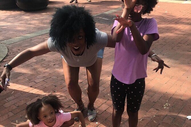 Fun City Scavenger Hunt in Springfield by Zombie Scavengers - Key Points