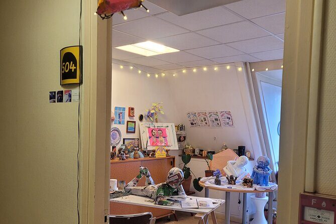 Fun Painting Class in a Professional Art Studio with a View - What Do the Reviews Say?