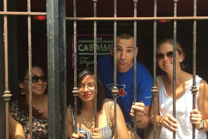 Fun Scavenger Hunt in Warren by Zombie Scavengers - Fun Scavenger Hunt in Warren by Zombie Scavengers: A Detailed Look