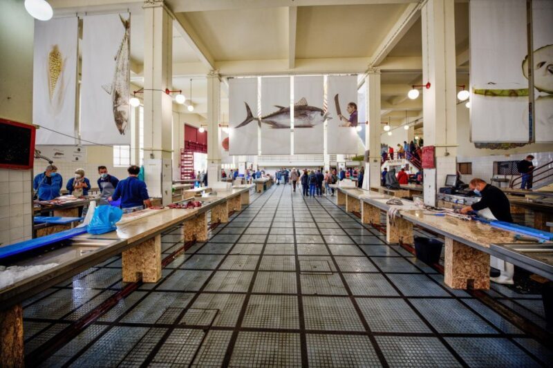 Funchal: Old Town Tuk Tuk Tour with Drop-Off at CR7 Museum - Key Points