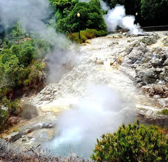 Furnas Volcano Wonders, Tea Plantation & Waterfall Tour - Ribeira dos Caldeirões Natural Park: Waterfalls and Heritage