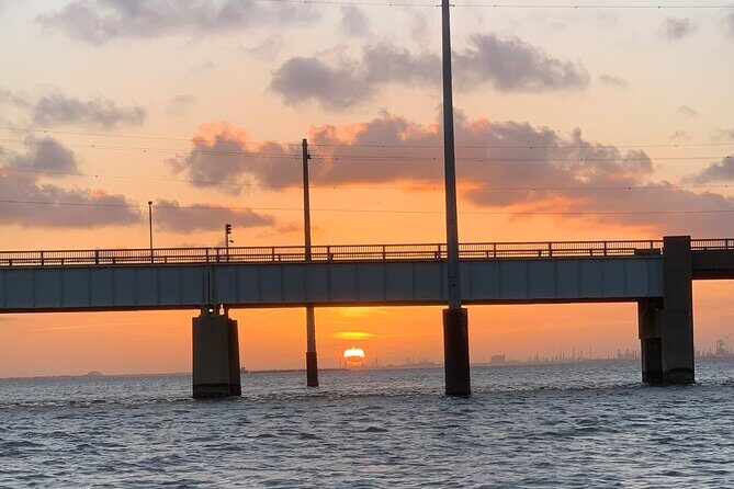 Galveston Sunset Happy Hour Cruise - The Experience: Pros and Cons