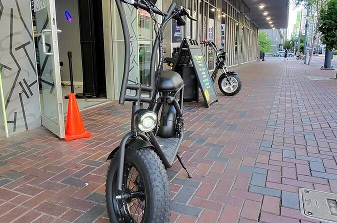 Galveston U2 Pro Self Guided Tour - Who Will Enjoy This Tour?