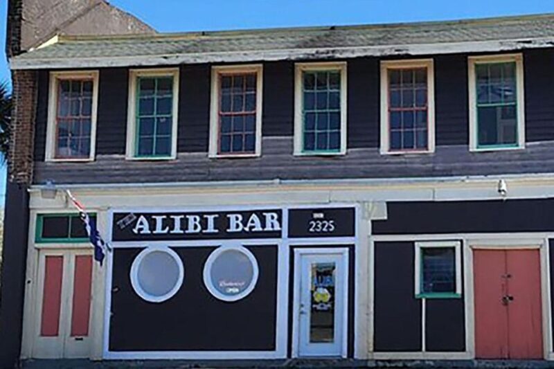 Galveston's Best Pub Crawl - A Closer Look at the Tour Experience