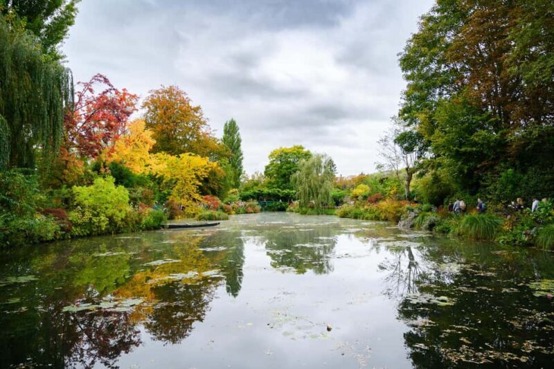 Gardens of Monet & Giverny and Vernon Old Mill - Private - From Paris to Giverny: Starting the Day