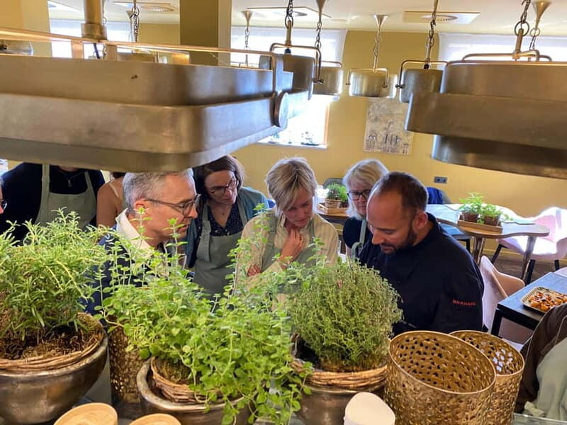 Garmisch-Partenkirchen: Gourmet cooking course with local products - Who Should Consider This?