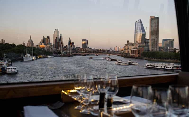 Gastronomic 6-course fine-dining dinner on Luxury London Bus - What’s Included and What’s Not