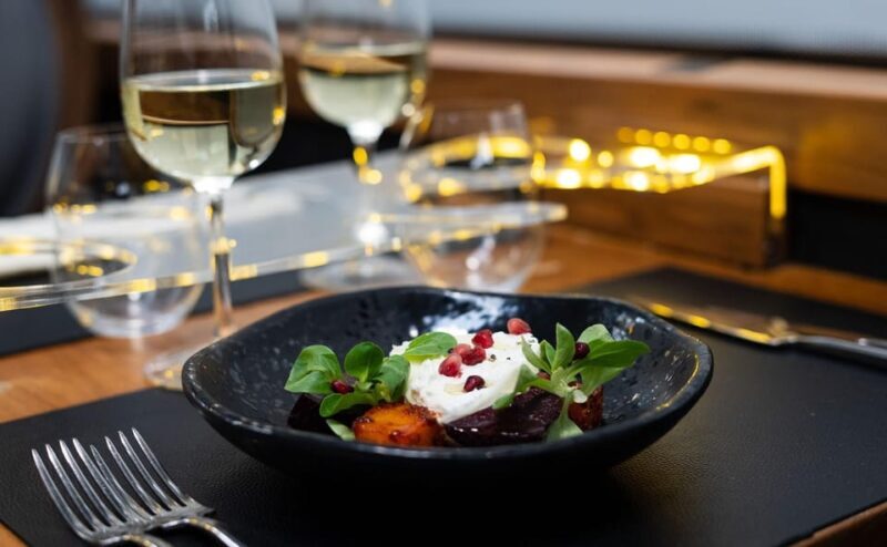 Gastronomic 6-course fine-dining dinner on Luxury London Bus - Practical Details to Consider