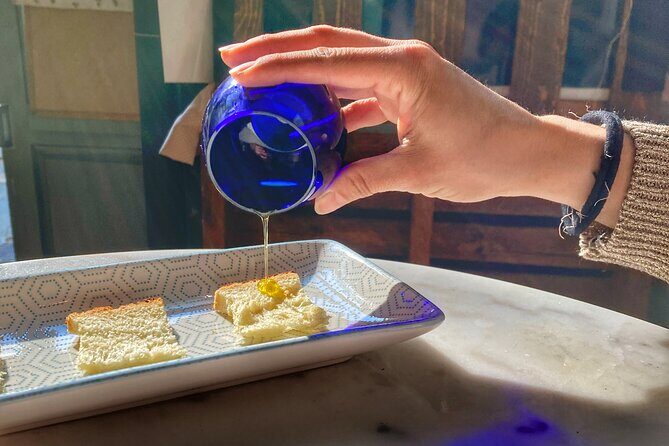 Gastronomy tasting through oil, wine and cheese in Turin - The Experience: What to Expect