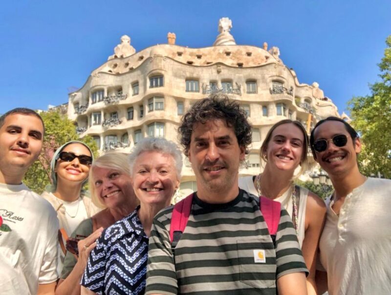Gaudí & Modernism with a Historian. - Exploring Barcelona’s Modernist Marvels with a Historian: A Practical Review