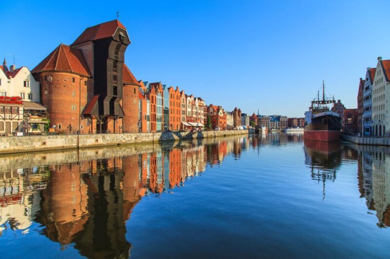 Gdansk: Luxury Old Town Walking Tour For Scandinavians - Practical Aspects and Value
