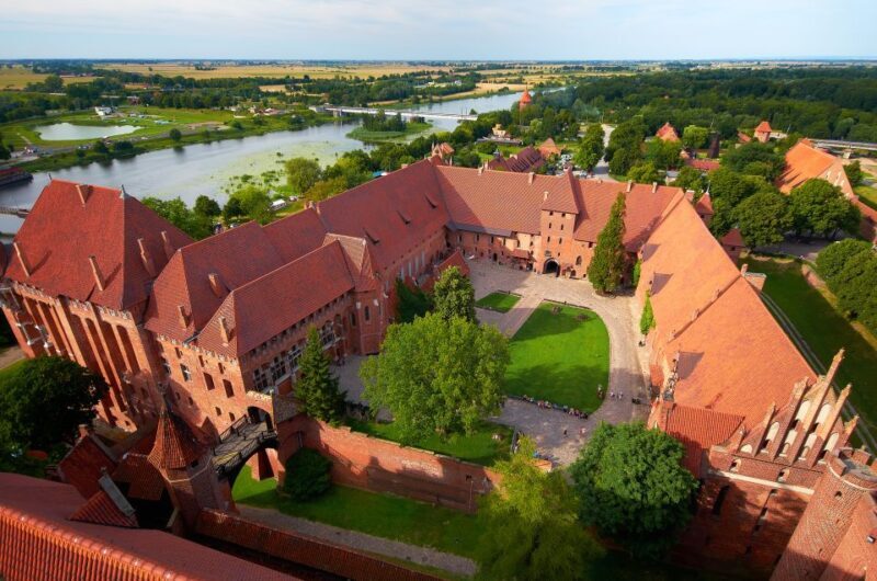 Gdansk: Malbork Castle Regular Tour - FAQ
