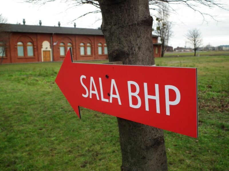 Gdansk: Private Communism Tour with Solidarity Center Museum - Practical Details