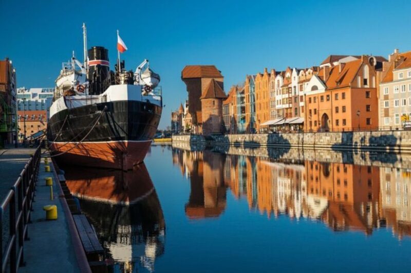 Gdansk: Private custom walking tour with a local guide - Breakdown of the Experience