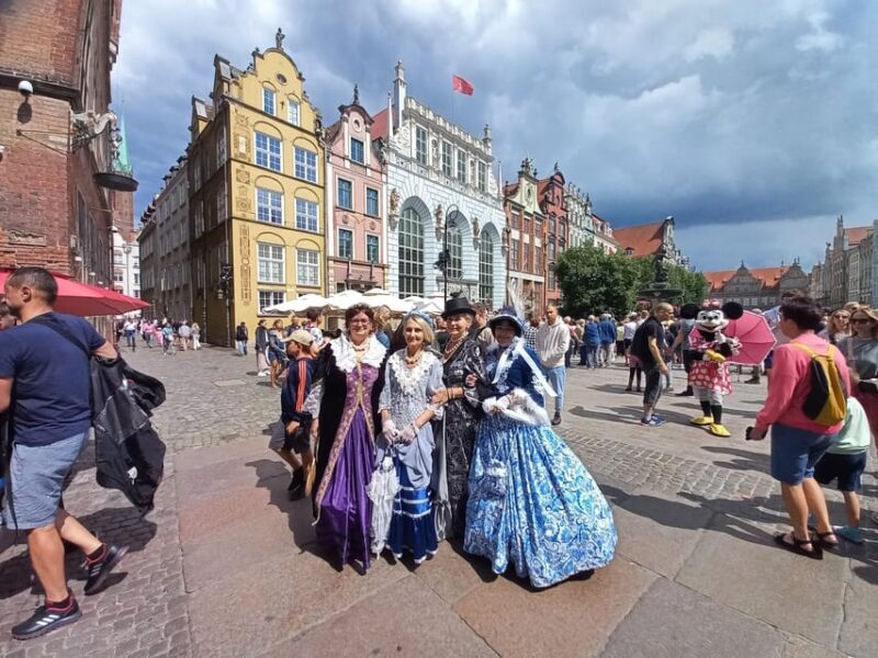 Gdansk: Private Top City Tour by Electric Cart & Live Guided - Key Points