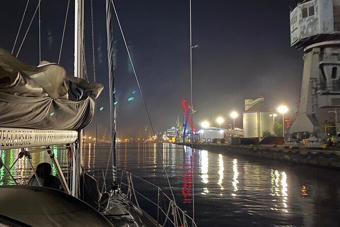 Gdansk Scenic Evening Yacht Cruise with Welcome Drink - Who Will Love This Experience?