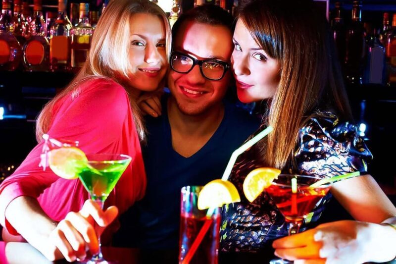 Gdansk: Stag Night Pub Crawl with Female Guide - Key Points